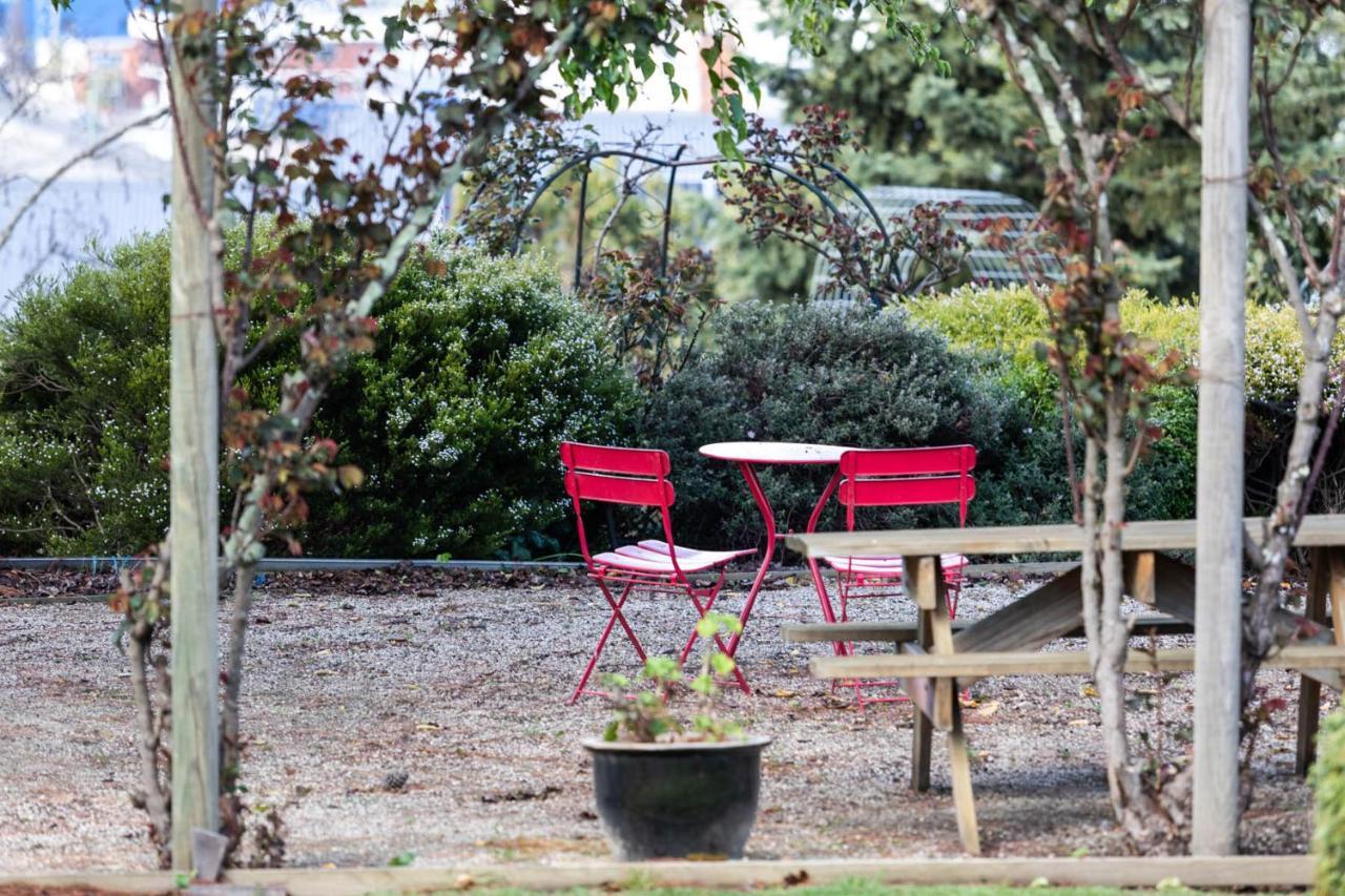 The Dragonfly Inn Launceston Ngoại thất bức ảnh