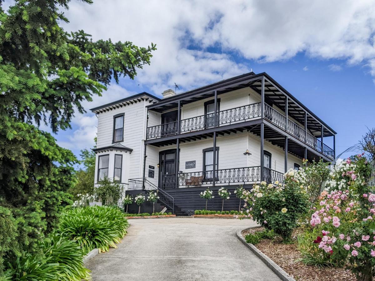 The Dragonfly Inn Launceston Ngoại thất bức ảnh